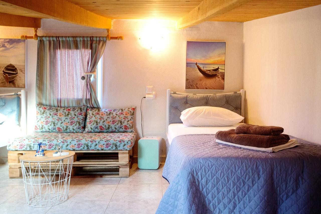 Holiday House Ioanna 2 - Loft Néa Péramos Exteriér fotografie
